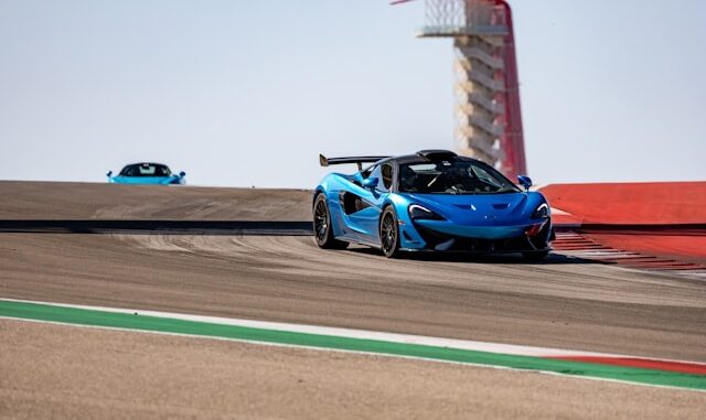 voitures de course